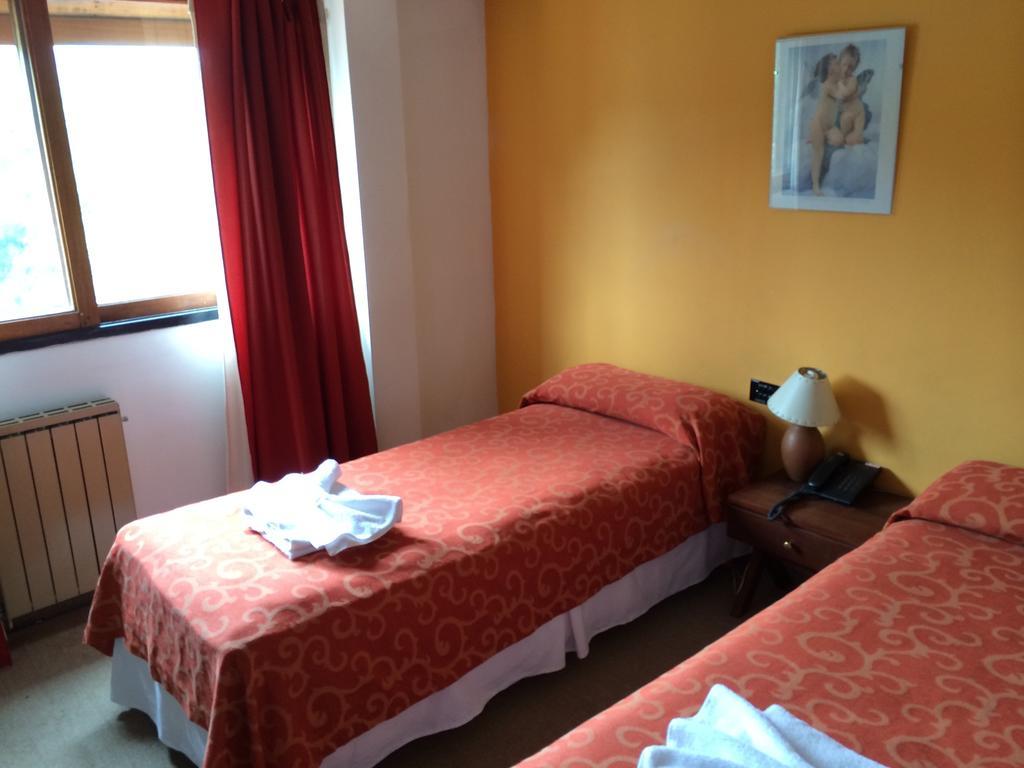 Kuntur Hotel Capilla del Monte Phòng bức ảnh