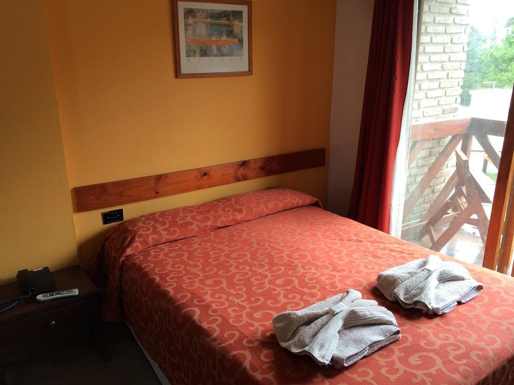 Kuntur Hotel Capilla del Monte Phòng bức ảnh